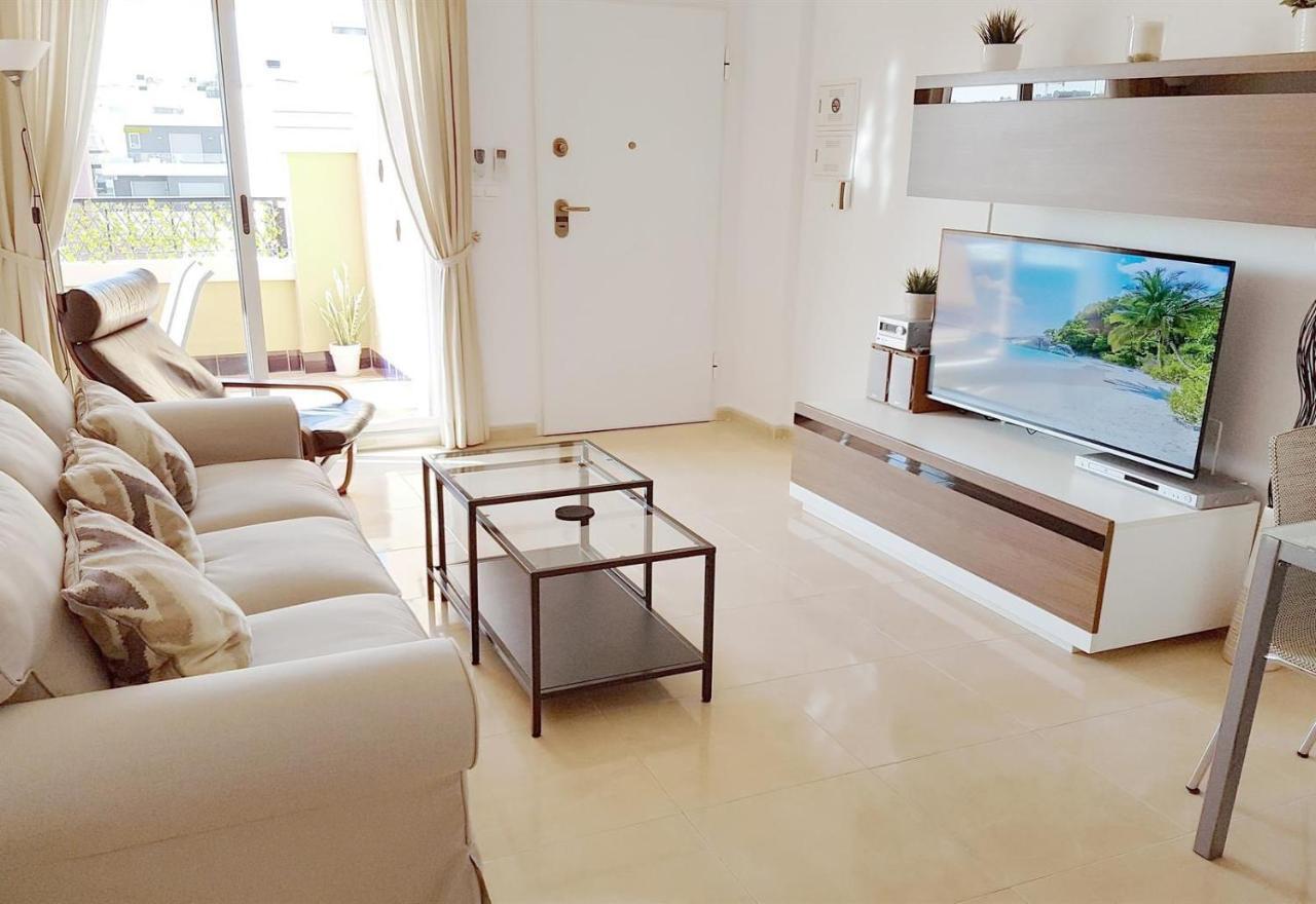 Apartment With Large Roof Solarium Dehesa de Campoamor  ภายนอก รูปภาพ